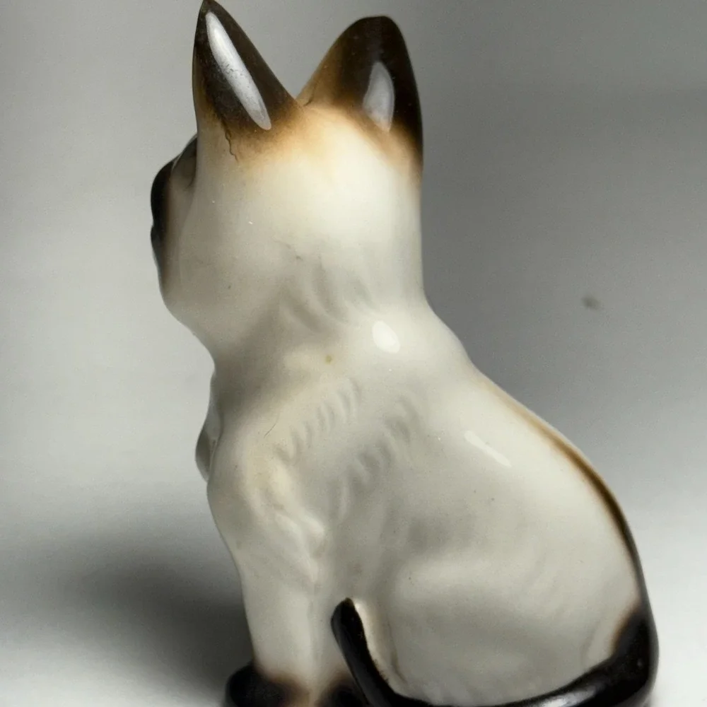 Vintage Enesco Siamese Cat Figurine Ceramic With Beautiful Blue Eyes‎ 4